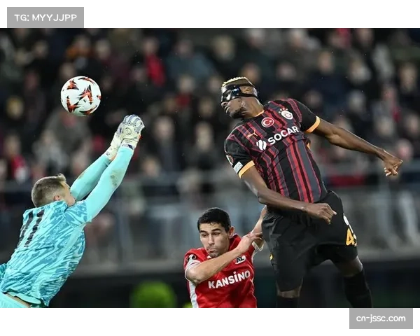 阿森纳门将什琴斯尼评拉什福德训练表现,称其状态优于比赛日常